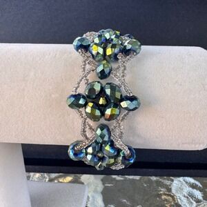 Beaded Bracelet Iridescent Blue Green Crystal‎ Magnetic Closure Statement
